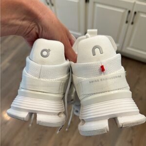 On Cloudnova Sneakers / undyed white